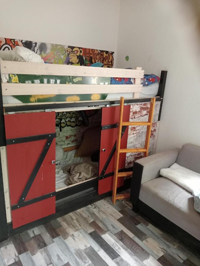 Maison 70M2 Calme Vue Sur Foret Salles  Εξωτερικό φωτογραφία